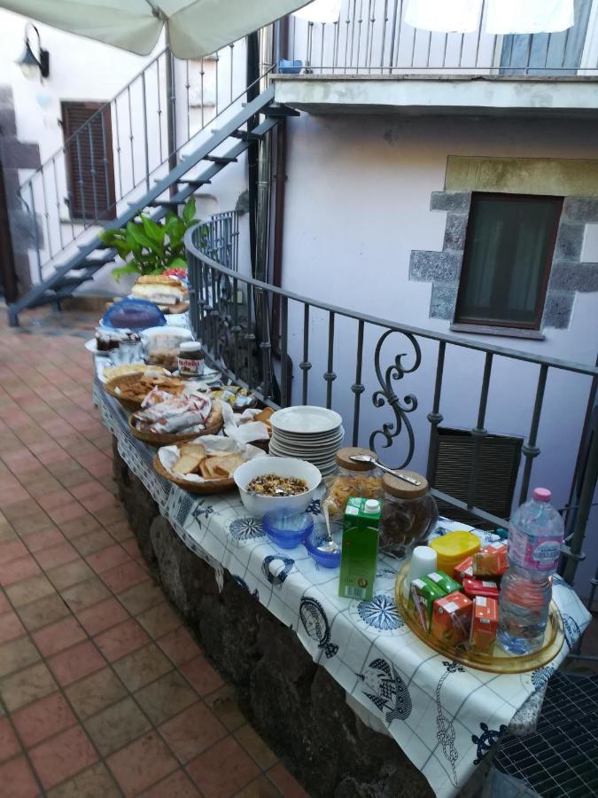 Affitta Camere Casa Delle Rose Villanova Monteleone Экстерьер фото